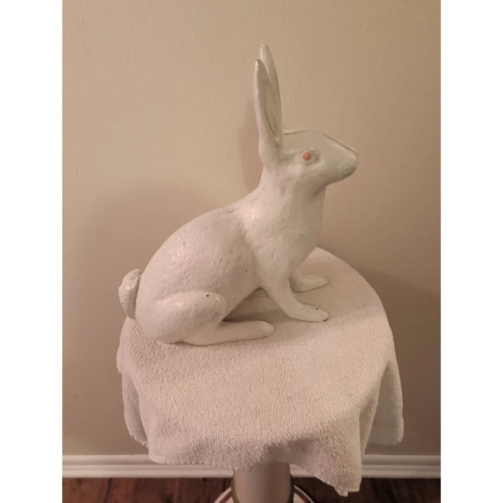 antique cast iron garden bunny  Hubley  Kramer Rabbit White Paint Doorstop.13LBS